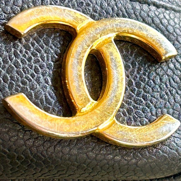 CHANEL Vintage CC shoulder bag Authentic - Picture 10 of 17